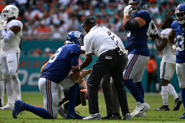 Jefferson, Kelce, QBs Jones, Richardson among injured in NFL's Week 5 Jefferson, Kelce, QBs Jones, Richardson among injured in NFL's Week 5