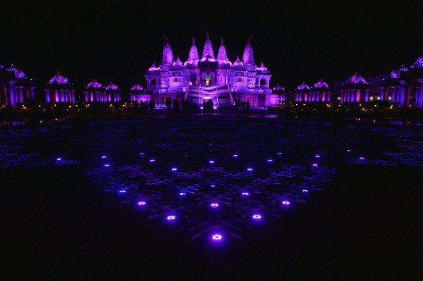 Largest Hindu temple in North America to hold first Sunday service in New Jersey Largest Hindu temple in North America to hold first Sunday service in New Jersey