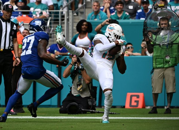 Fantasy football rankings: Waddle, Osborn among 5 must-start WRs in Week 9