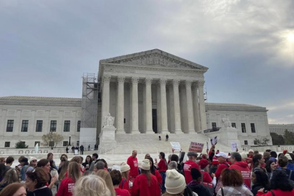 Supreme Court leans toward allowing gun bans for domestic violence abusers Supreme Court leans toward allowing gun bans for domestic violence abusers