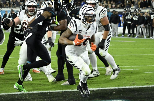 Fantasy football rankings: Cooks, Smith-Njigba among 5 must-start WRs in Week 14