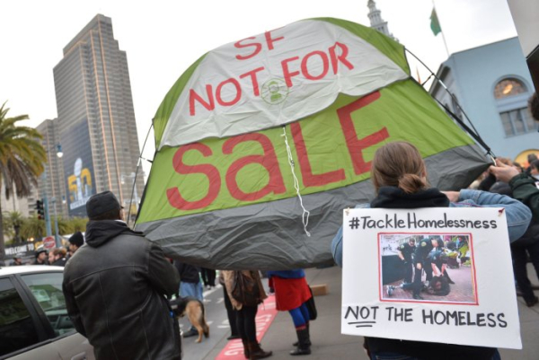 Homelessness surged by 12% to more than 650,000 in 2023, HUD report says