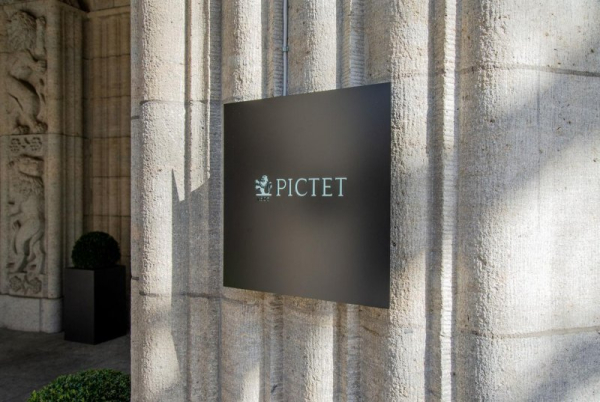 Major Swiss bank admits to helping U.S. taxpayers hide billions from IRS Major Swiss bank admits to helping U.S. taxpayers hide billions from IRS