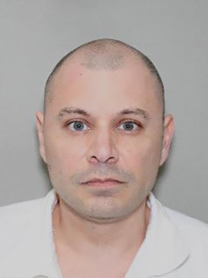 Texas police hunt escaped inmate serving life sentence Texas police hunt escaped inmate serving life sentence