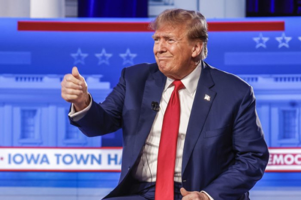 Donald Trump wins Iowa caucus; Ramaswamy suspends campaign