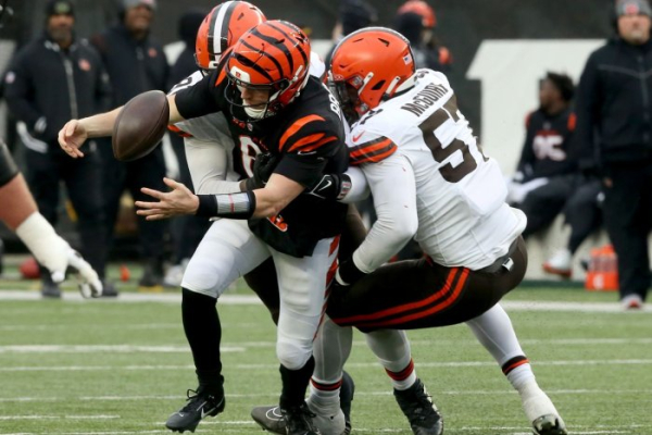 NFL playoffs: Cleveland Browns, Houston Texans kick off wild-card weekend