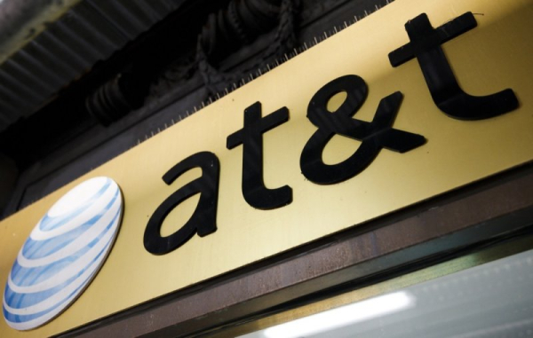 AT&T to credit customers impacted by last week's network outage AT&T to credit customers impacted by last week's network outage
