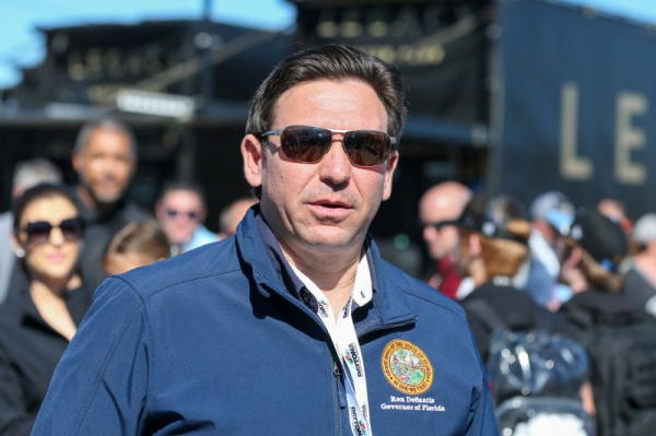 Disney, DeSantis-backed Florida tourism board settle lawsuit Disney, DeSantis-backed Florida tourism board settle lawsuit