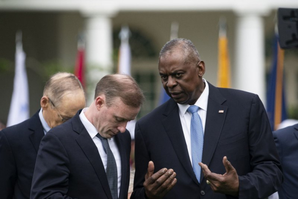 Defense Secretary Lloyd Austin to undergo 'minimally invasive' medical procedure Defense Secretary Lloyd Austin to undergo 'minimally invasive' medical procedure