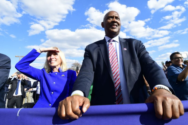 Rep. Dwight Evans suffers stroke, will be away from Congress six weeks Rep. Dwight Evans suffers stroke, will be away from Congress six weeks