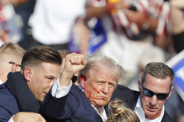 Trump 'safe' after 'assassination attempt' during Pa. rally; gunman dead Trump 'safe' after 'assassination attempt' during Pa. rally; gunman dead