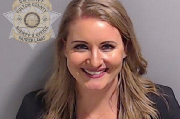 Former Trump attorney Jenna Ellis to cooperate with prosecution in Ariz. elector case Former Trump attorney Jenna Ellis to cooperate with prosecution in Ariz. elector case