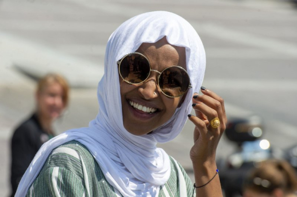 Rep. Ilhan Omar defends seat in Minnesota primary Rep. Ilhan Omar defends seat in Minnesota primary