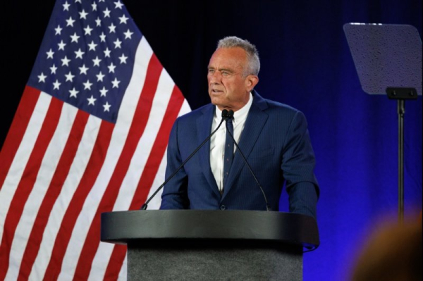 RFK Jr. suspends presidential campaign, endorses GOP nominee Donald Trump RFK Jr. suspends presidential campaign, endorses GOP nominee Donald Trump