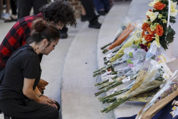 14-year-old in custody after Georgia school shooting kills 2 students, 2 teachers 14-year-old in custody after Georgia school shooting kills 2 students, 2 teachers