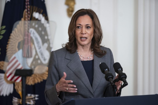 Harris holds S.F. fundraiser, Trump to attend Georgia-Alabama football game Harris holds S.F. fundraiser, Trump to attend Georgia-Alabama football game