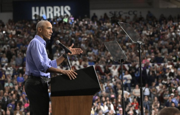 Barack Obama stumps for Kamala Harris in Pittsburgh Barack Obama stumps for Kamala Harris in Pittsburgh