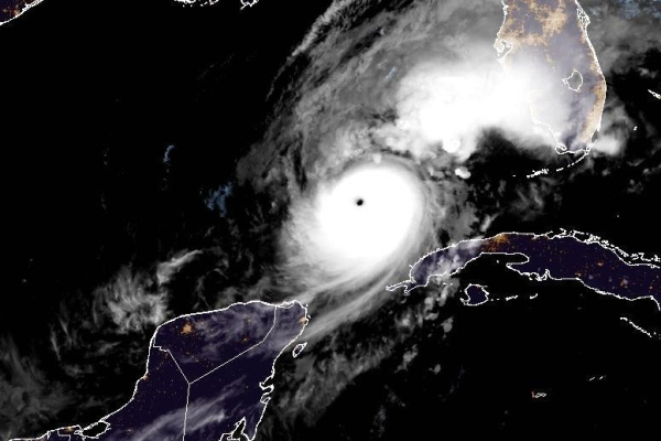 Cat. 5 Hurricane Milton takes aim at west-central Florida Cat. 5 Hurricane Milton takes aim at west-central Florida