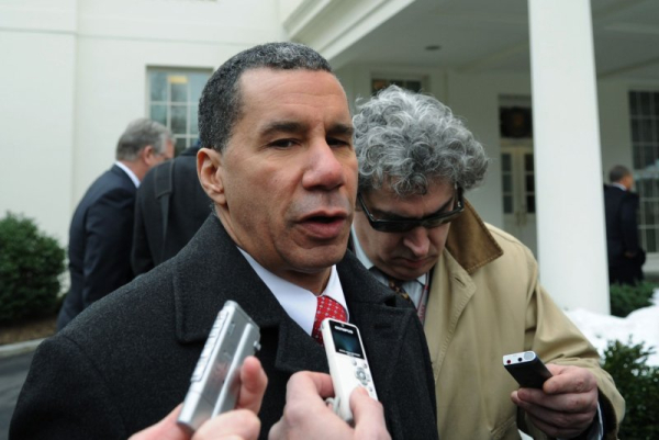 Former N.Y. governor David Paterson, stepson injured in NYC street assault Former N.Y. governor David Paterson, stepson injured in NYC street assault