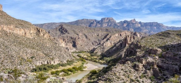 Hiker found dead in Texas' Big Bend National Park Hiker found dead in Texas' Big Bend National Park