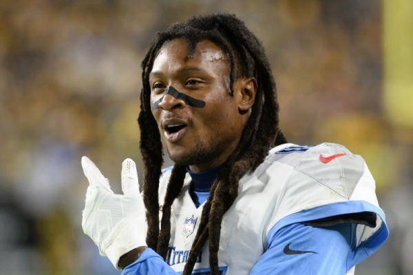 K.C. Chiefs finalizing trade for Tennessee Titans wide receiver DeAndre Hopkins K.C. Chiefs finalizing trade for Tennessee Titans wide receiver DeAndre Hopkins
