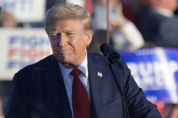 Trump says that, if re-elected, he will fire special prosecutor Jack Smith Trump says that, if re-elected, he will fire special prosecutor Jack Smith