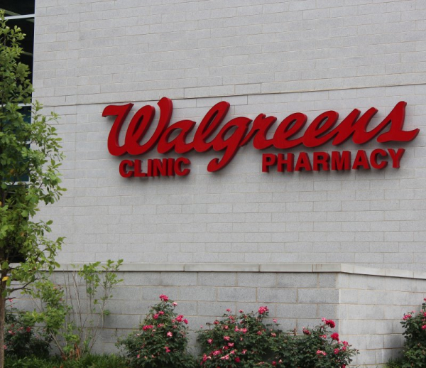 Walgreens to close 1,200 stores by 2027; company earnings on par Walgreens to close 1,200 stores by 2027; company earnings on par