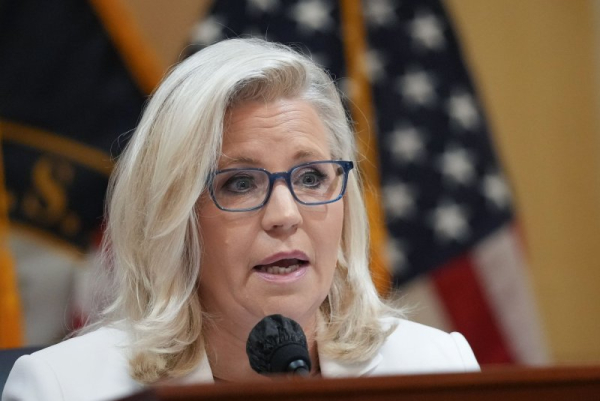 Ariz. A.G. investigating Trump's rhetoric against Cheney as possible death threat Ariz. A.G. investigating Trump's rhetoric against Cheney as possible death threat