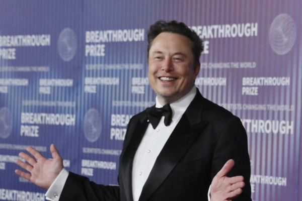 Elon Musk amends lawsuit against ChatGPT maker OpenAI Elon Musk amends lawsuit against ChatGPT maker OpenAI