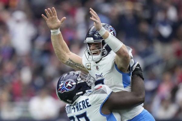 Levis, Mayfield among 5 must-start fantasy football quarterbacks for Week 13