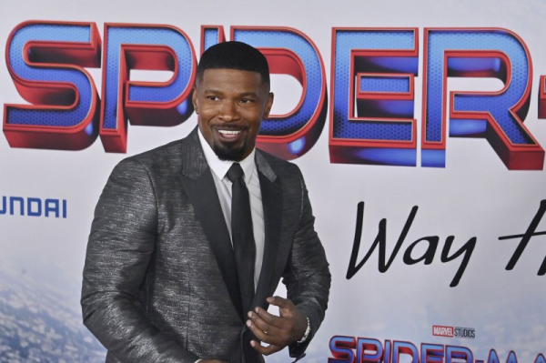 Actor Jamie Foxx needs stitches after birthday dinner assault Actor Jamie Foxx needs stitches after birthday dinner assault
