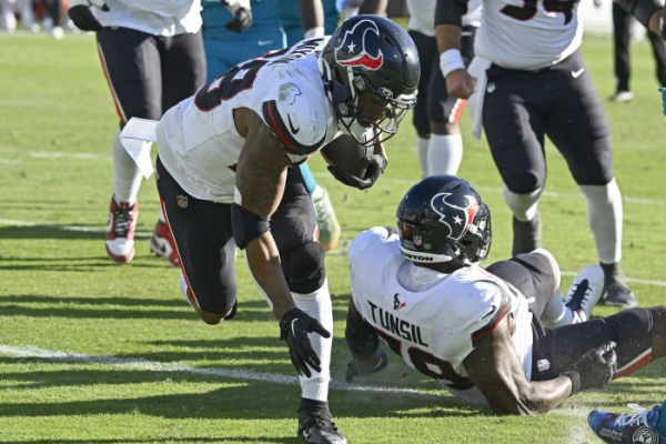 Dowdle, Guerendo among 4 must-start Week 14 fantasy football running backs