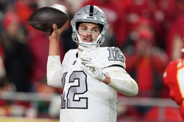 O'Connell, Tagovailoa among 5 must-start fantasy football quarterbacks for Week 14 O'Connell, Tagovailoa among 5 must-start fantasy football quarterbacks for Week 14
