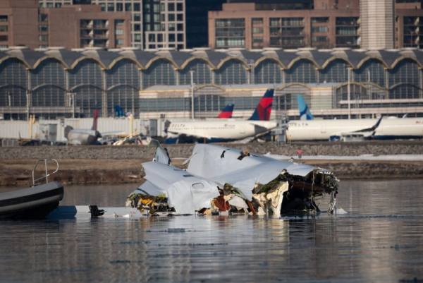 41 bodies recovered from scene of D.C. mid-air crash so far, officials say 41 bodies recovered from scene of D.C. mid-air crash so far, officials say