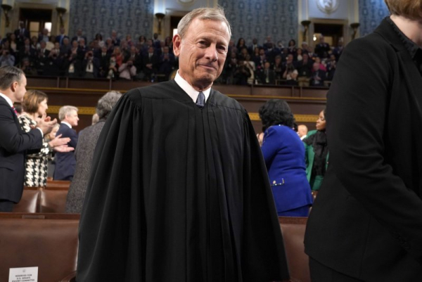 Chief Justice John Roberts decries threats to judges, defiance of rulings Chief Justice John Roberts decries threats to judges, defiance of rulings