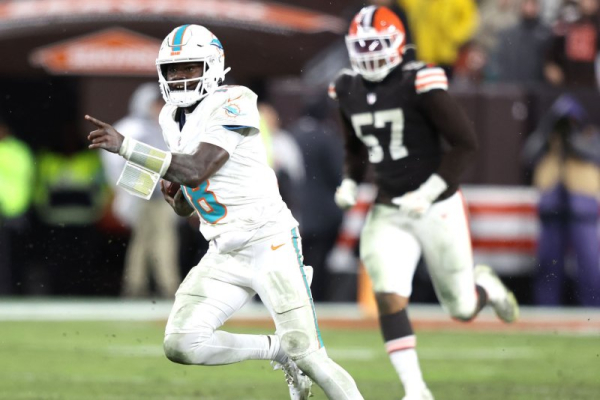 Dolphins preparing QB Tyler Huntley to start vs. Jets; Tua Tagovailoa 'unlikely' Dolphins preparing QB Tyler Huntley to start vs. Jets; Tua Tagovailoa 'unlikely'
