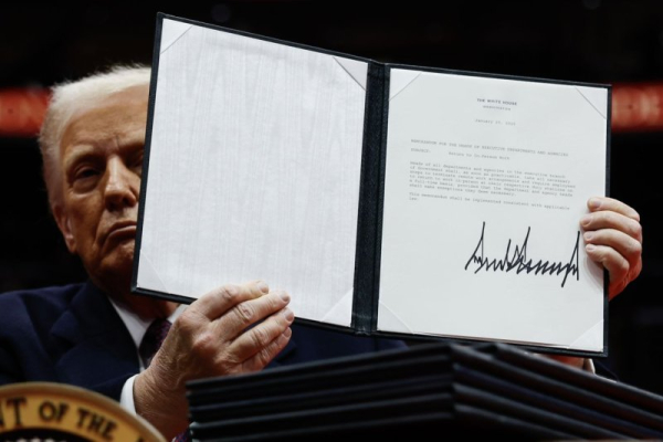Federal judge blocks 'blatantly unconstitutional' Trump birthright citizenship order Federal judge blocks 'blatantly unconstitutional' Trump birthright citizenship order