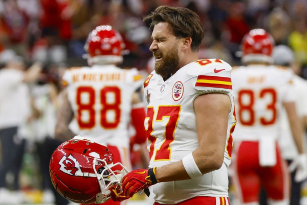 Jason Kelce balances pride in Eagles, sympathy for brother after Super Bowl