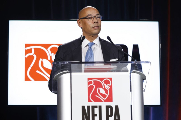 NFL players union leaders against adding 18th game