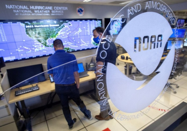 NOAA begins cutting hundreds of employees