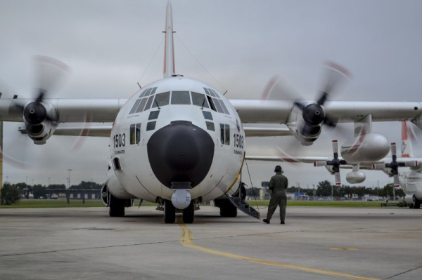 Search underway in Alaska for missing plane with 10 aboard Search underway in Alaska for missing plane with 10 aboard