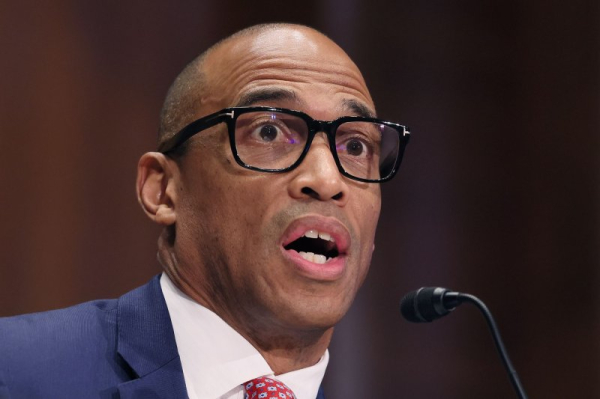 Senate confirms former NFL player Scott Turner as HUD secretary