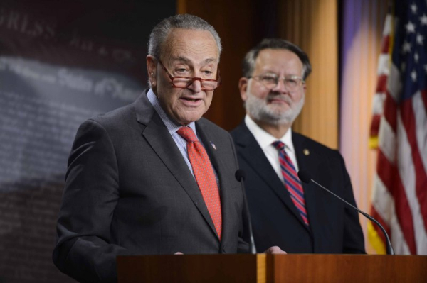 Senate Democrats unveil web portal for whistleblowers in federal government Senate Democrats unveil web portal for whistleblowers in federal government