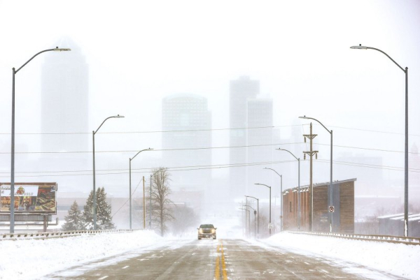 Multiple U.S. regions hit with blizzards, severe thunderstorms and elevated wildfire risks