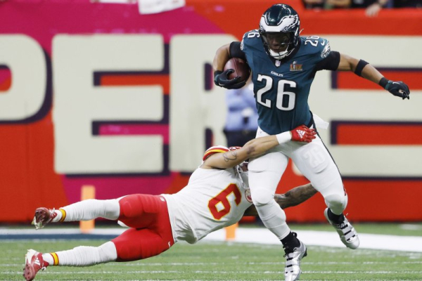 Philadelphia Eagles, running back Saquon Barkley agree to record $41.2M extension
