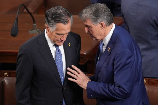 Romney, Manchin join CRFB financial think tank