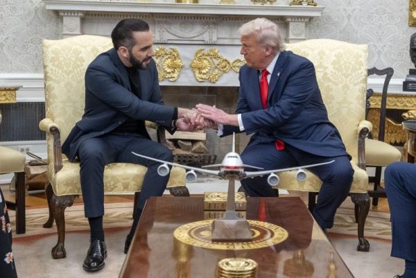 El Salvador President Bukele meets with Trump at White House