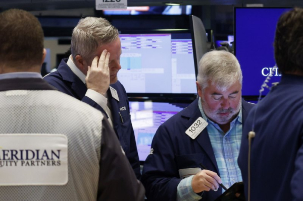 Stock markets tumble again amid tariff fallout; Nasdaq in bear market Stock markets tumble again amid tariff fallout; Nasdaq in bear market