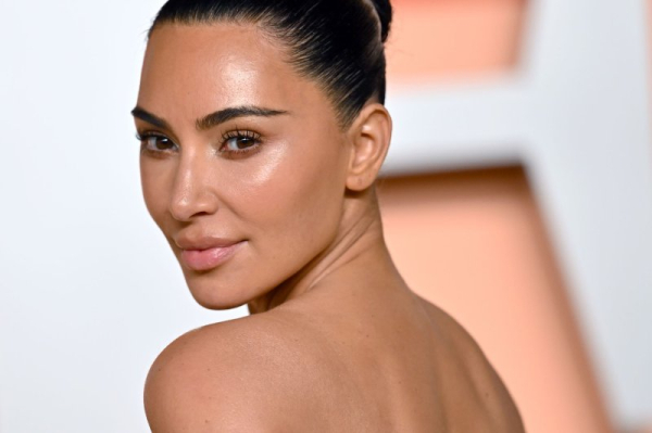 8 convicted in Kim Kardashian 2016 jewelry heist in Paris 8 convicted in Kim Kardashian 2016 jewelry heist in Paris