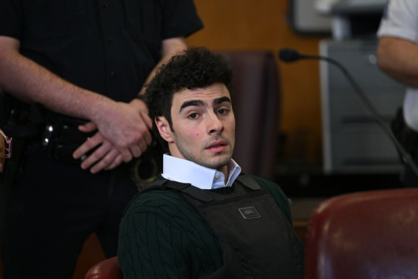 Attorneys for Luigi Mangione call for dismissal of murder indictment Attorneys for Luigi Mangione call for dismissal of murder indictment